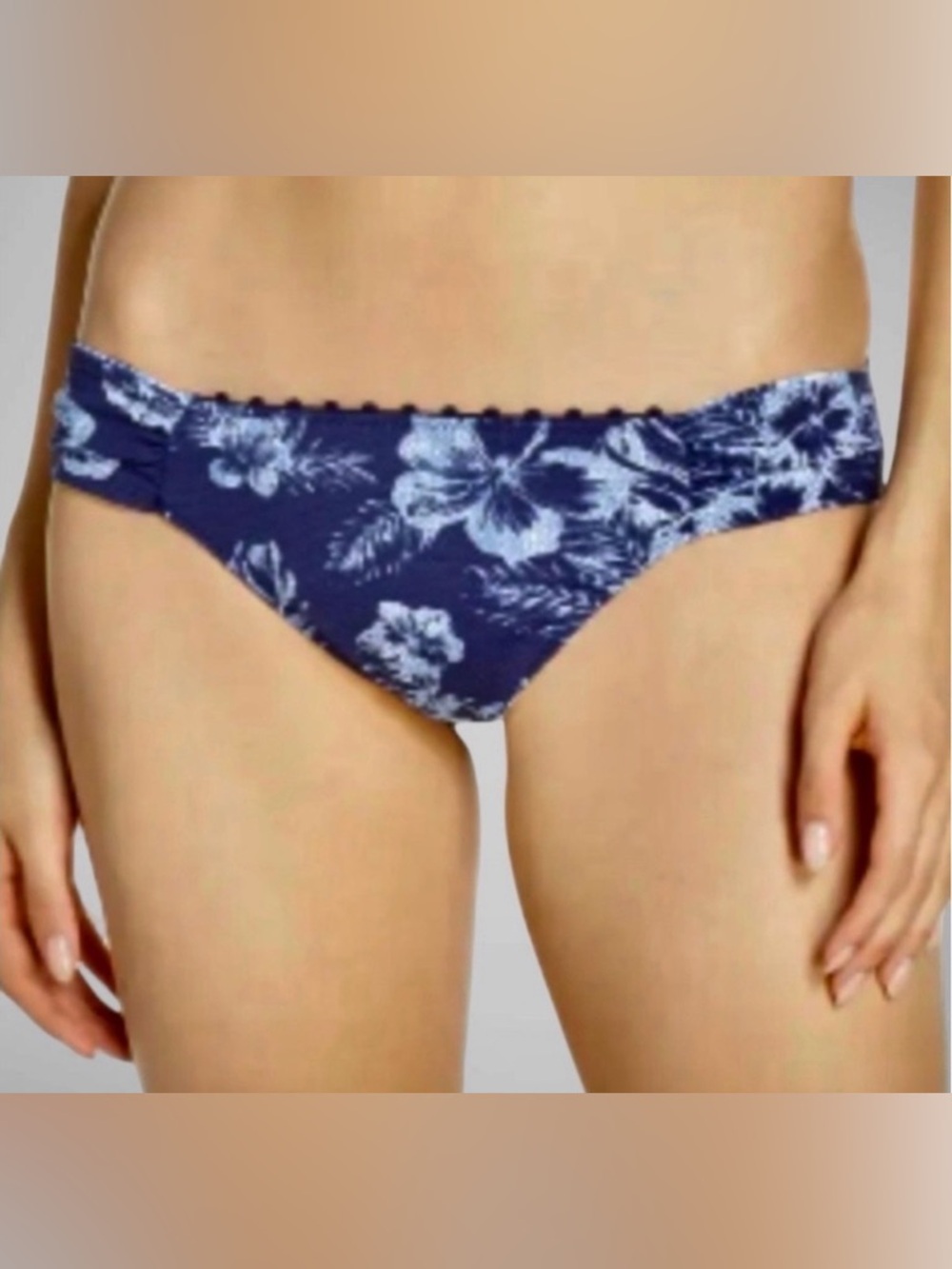 Tommy Bahama Chambray Blossoms reversible Hipster Bikini Bottom - Small - New